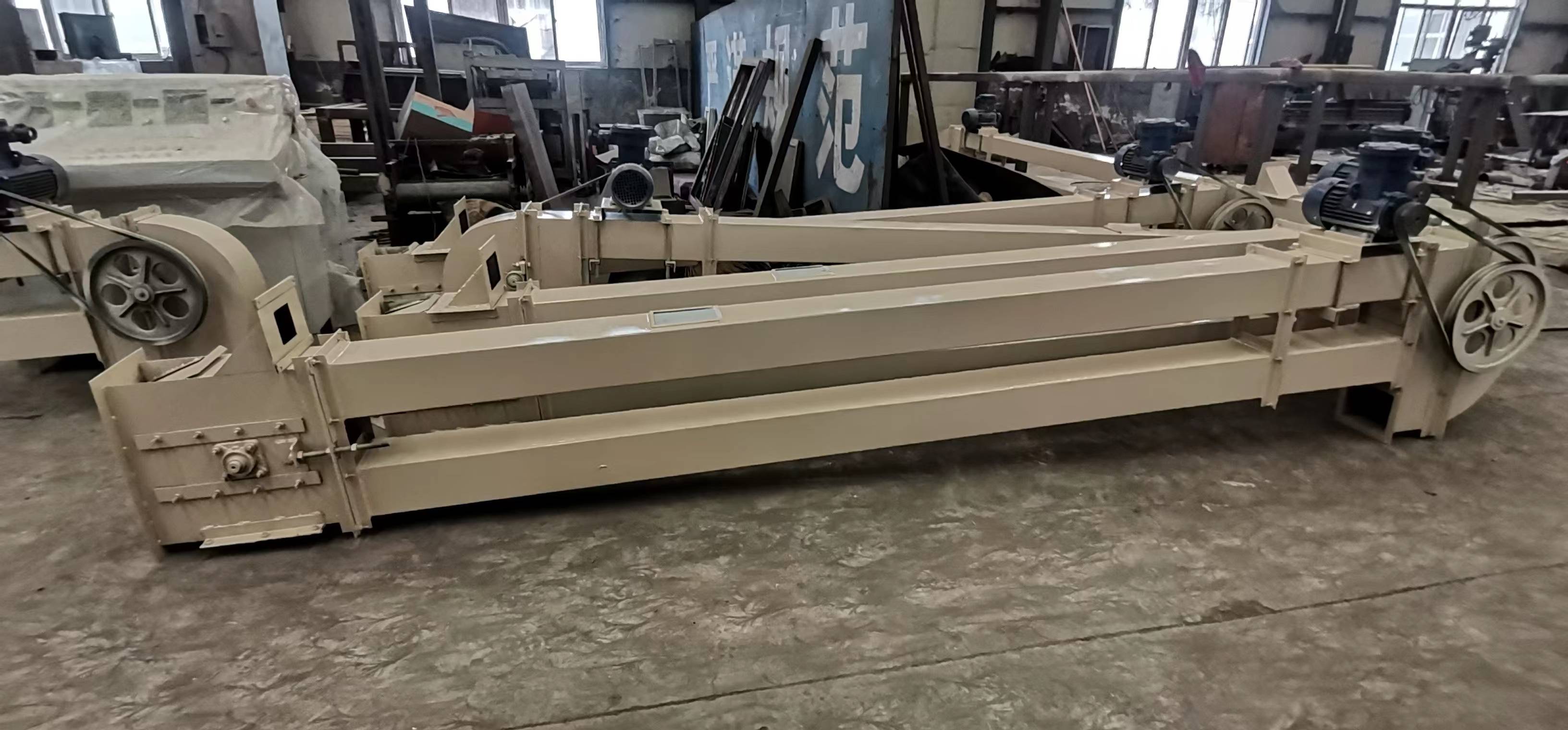 江蘇六臺(tái)靜電分選機(jī)，錘式破碎機(jī)